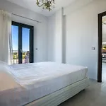 Seirios Luxury Svoronata