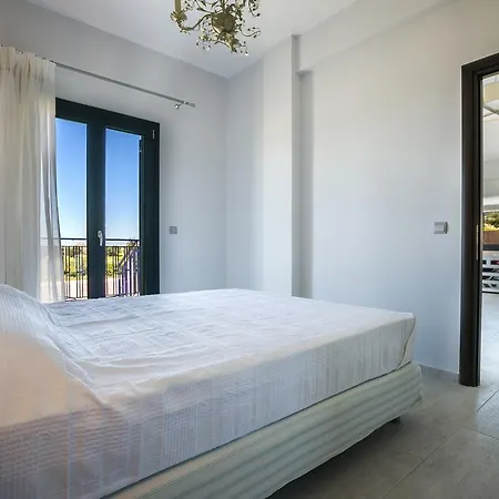 Seirios Luxury Svoronata